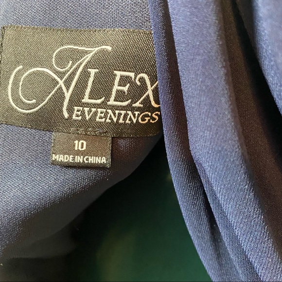 Alex Evenings Soutache Floral Lace Boat Neck Cowl Back Cap Sleeve Ruched Gown - Picture 8 of 10